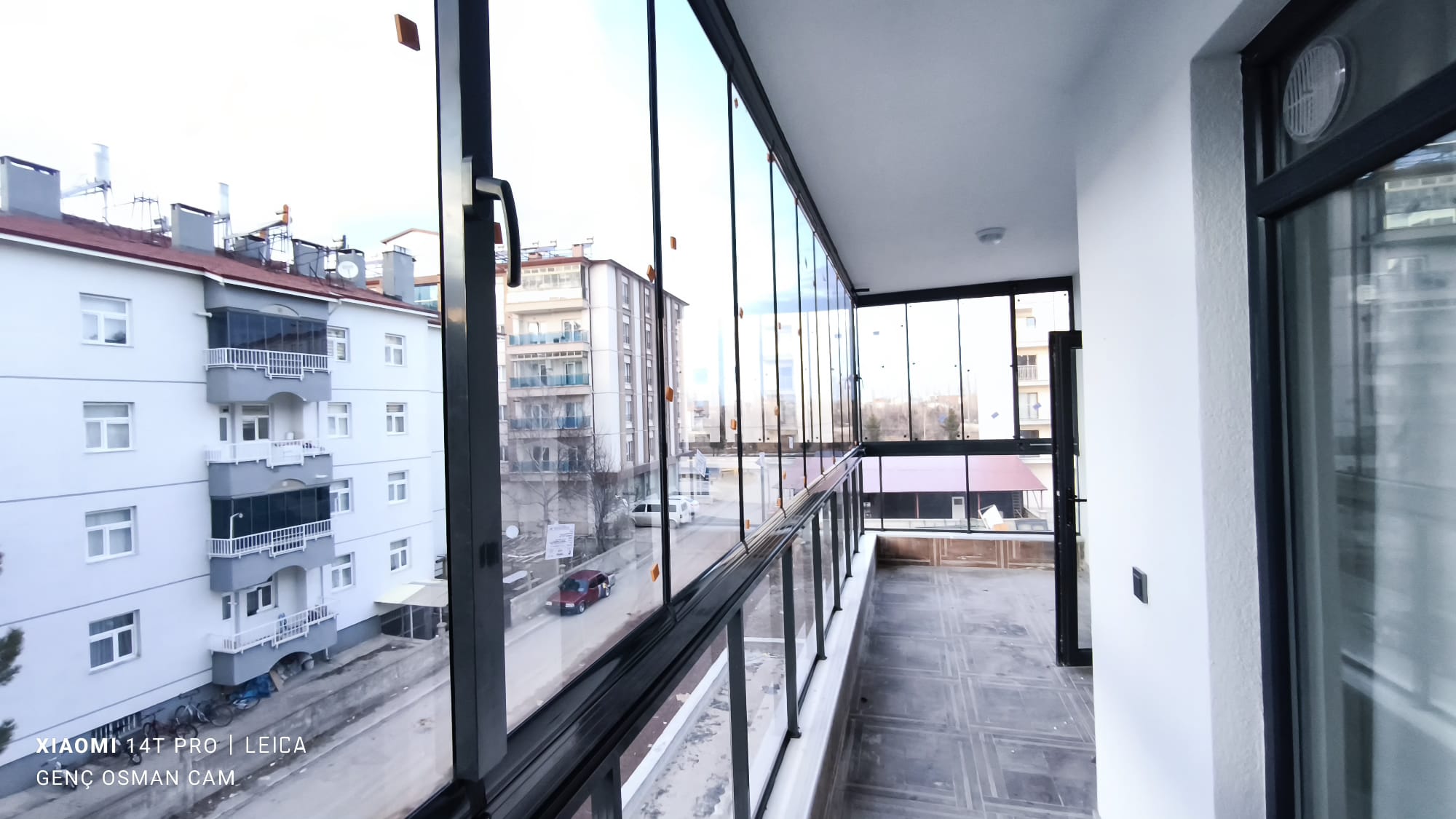 Selçuklu Siyah Profil Koyu Cam Balkon - Konya Cam Balkon - GOM Proje Görseli 10