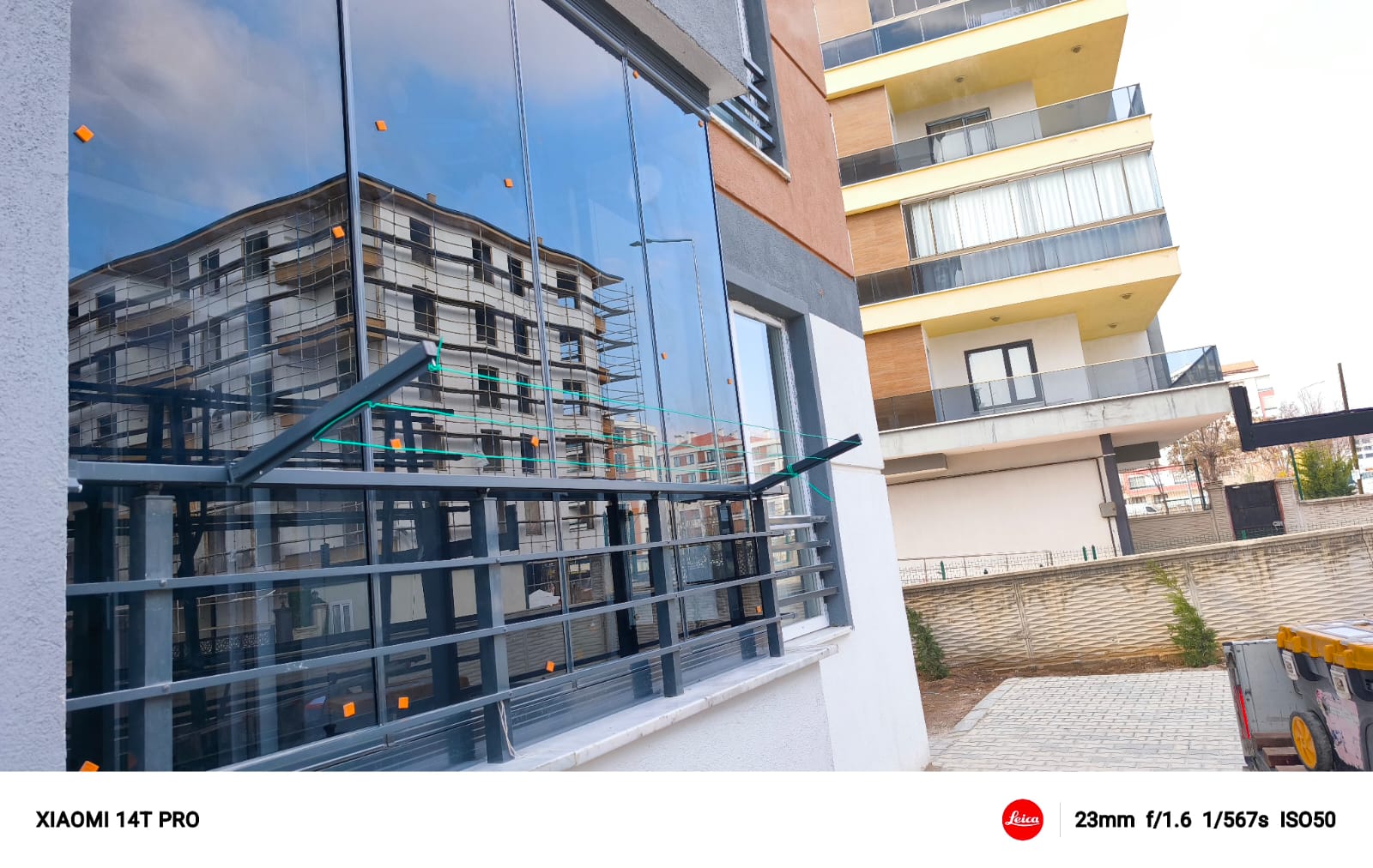 Selçuklu Minimalist Siyah Cam Balkon - Konya Cam Balkon - GOM Proje Görseli 6